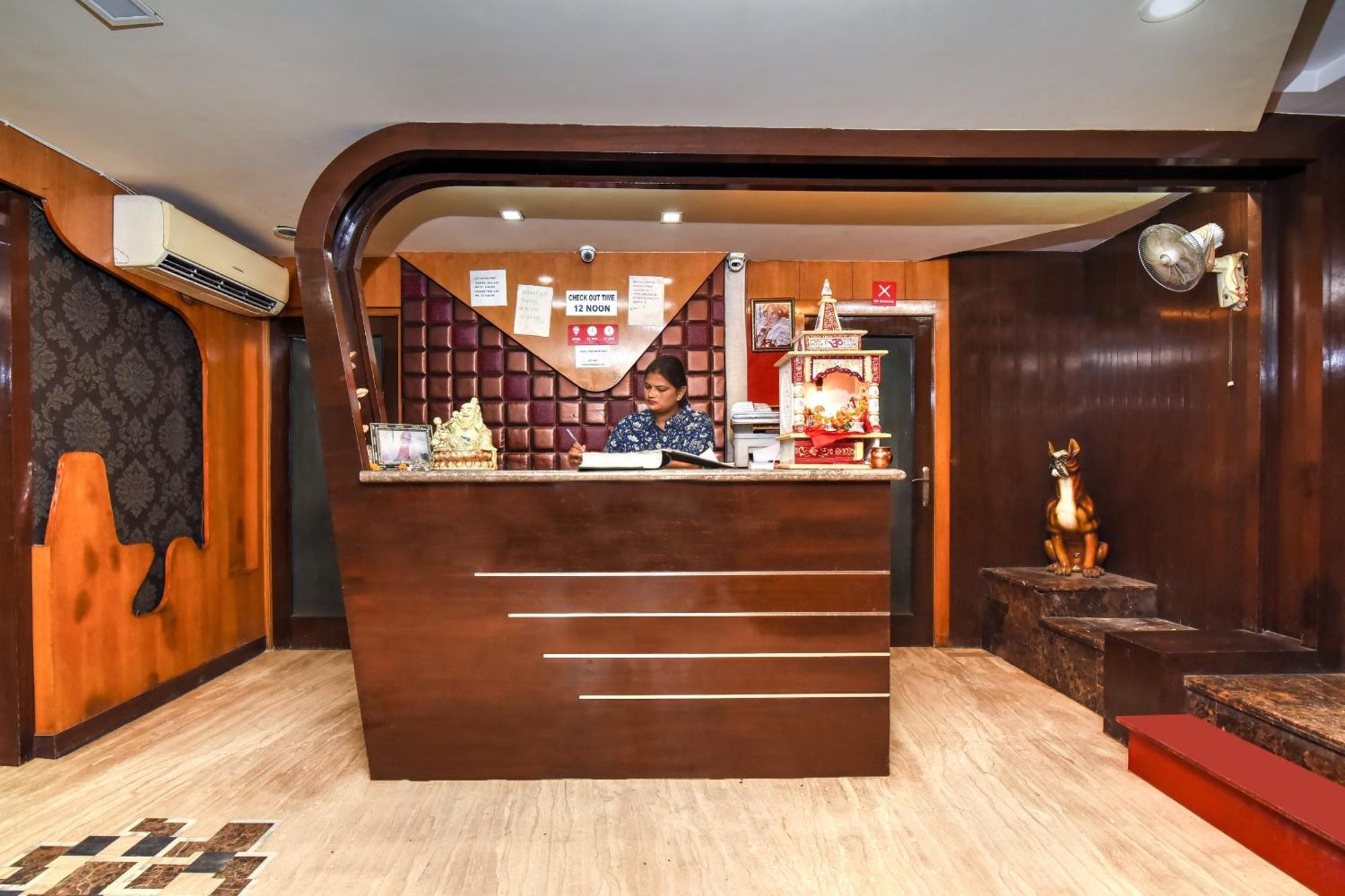 דלהי Hotel O Kochar Plaza מראה חיצוני תמונה