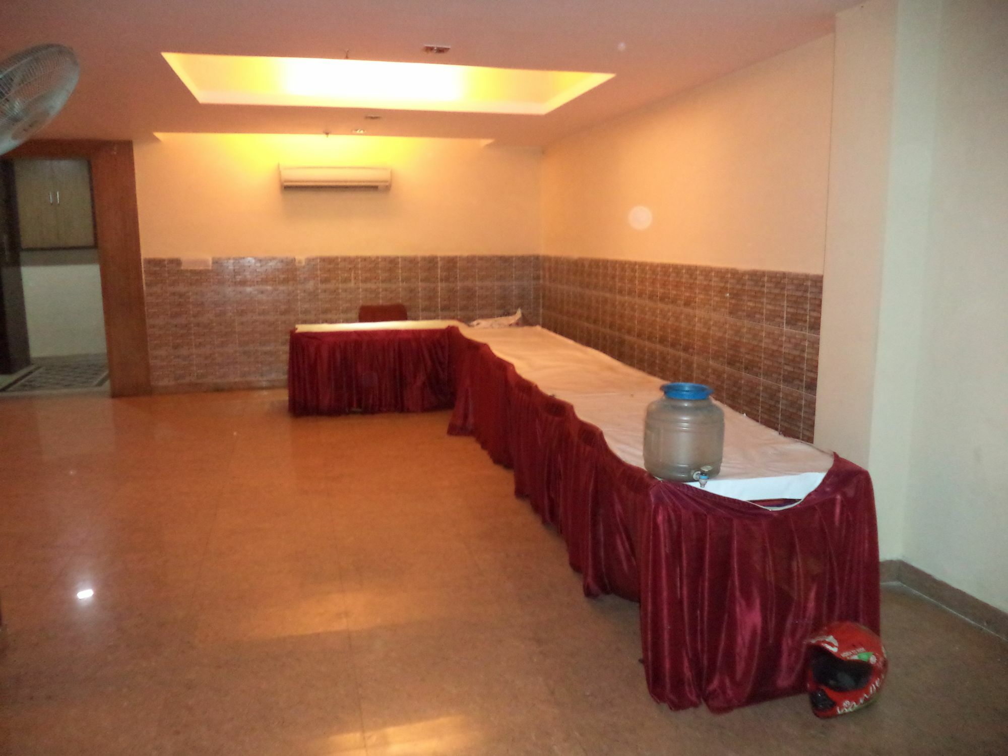 דלהי Hotel O Kochar Plaza מראה חיצוני תמונה