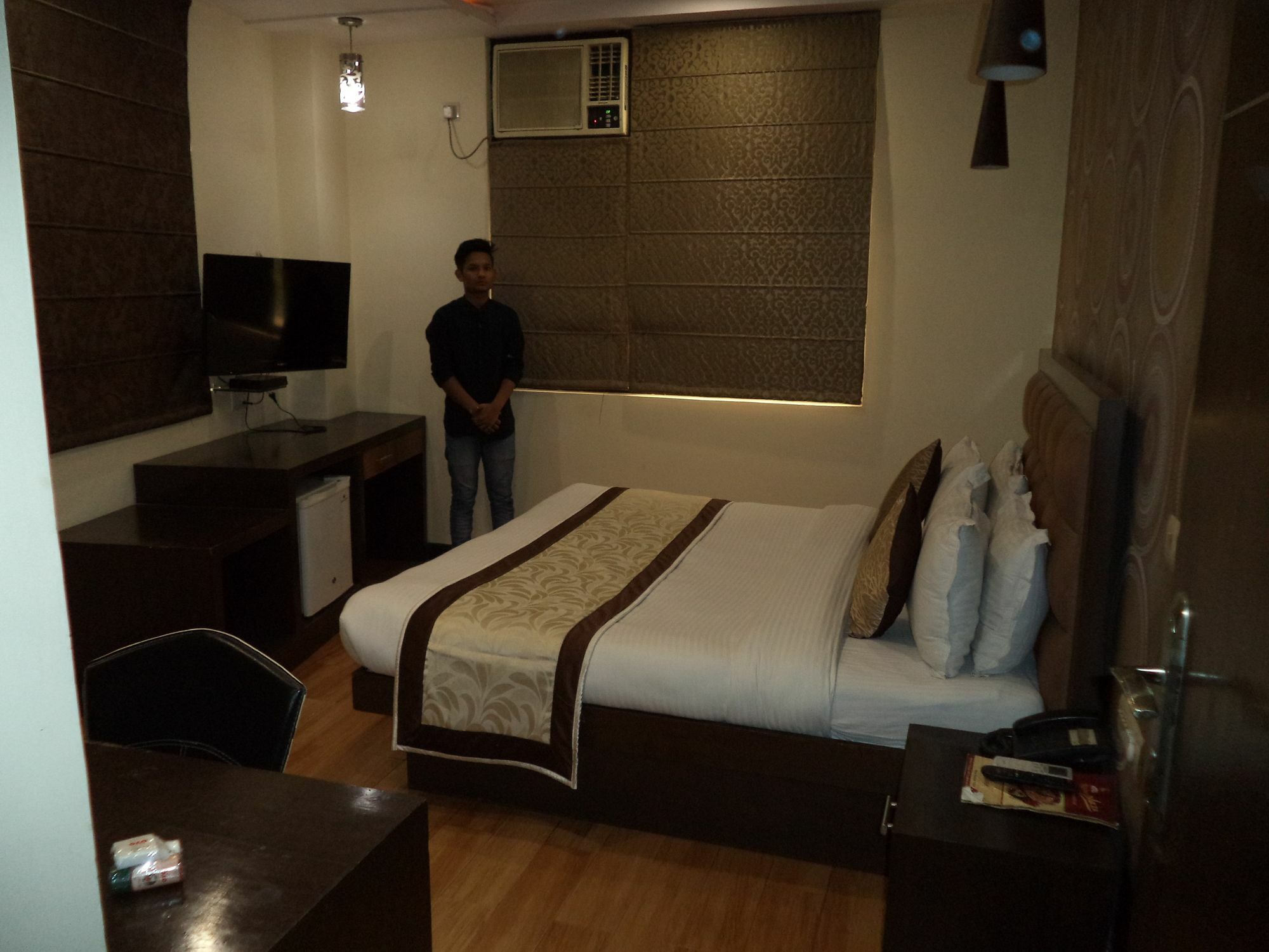 דלהי Hotel O Kochar Plaza מראה חיצוני תמונה